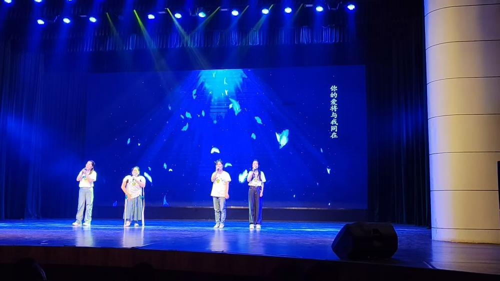 1图为节目《掌声响起来》.jpg